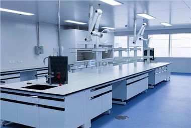 Table de laboratoire en acier